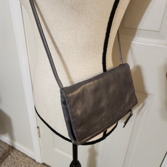 hobo grey leather distressed crossbody purse bag small compact minimalist - Picture 12 of 13